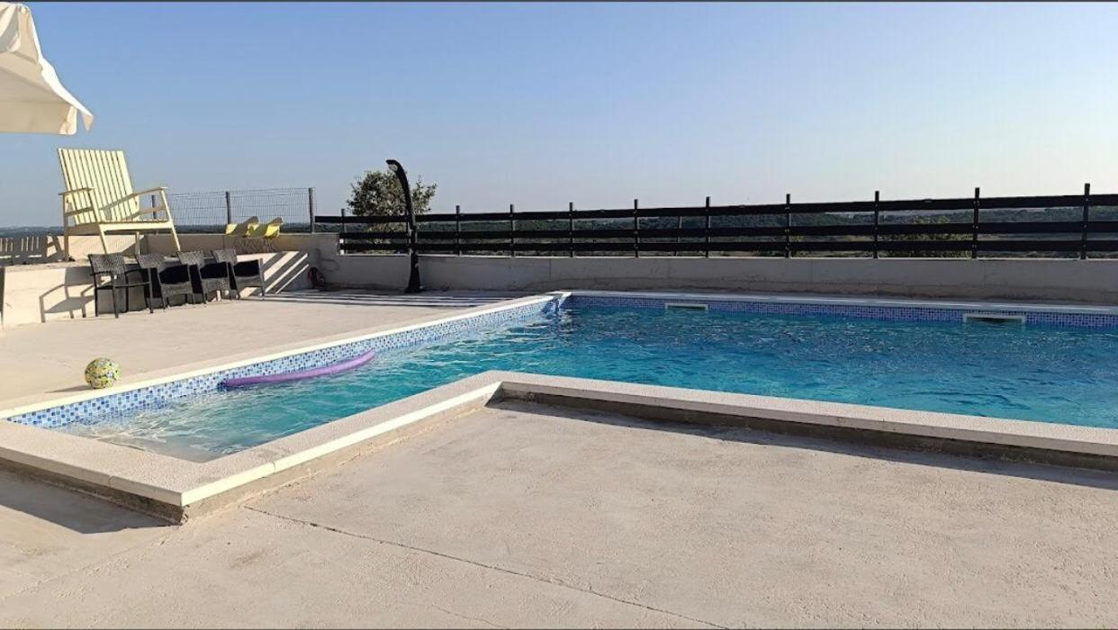 Apartmani Niko 1 Radovin Exterior foto